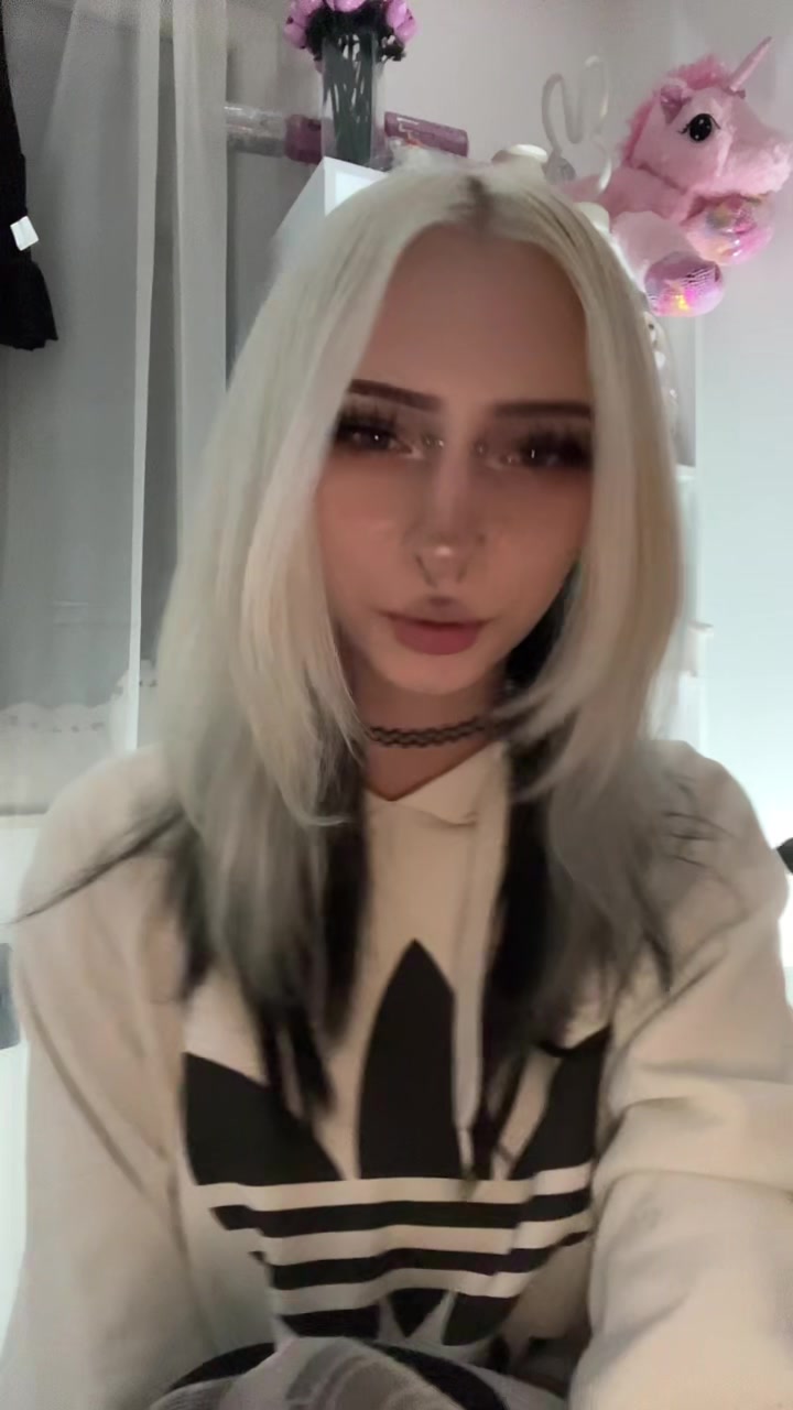 @𝐰𝐨𝐬𝐢𝐤𝐨𝐰𝐚🪽