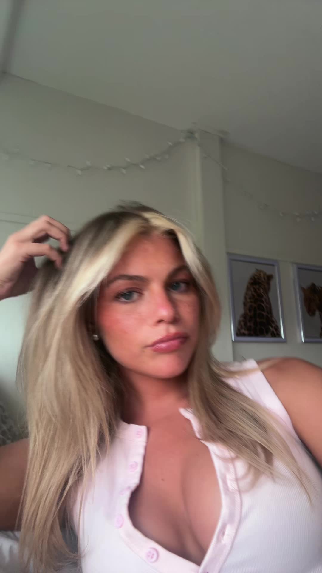 @katiekeanie