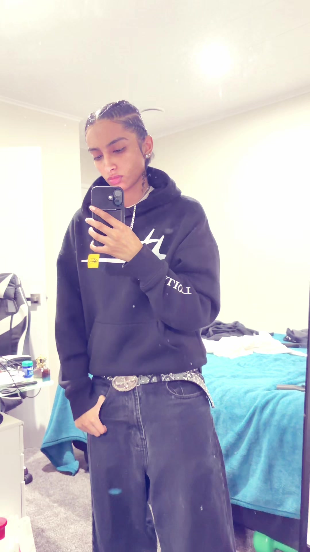 @🕷️