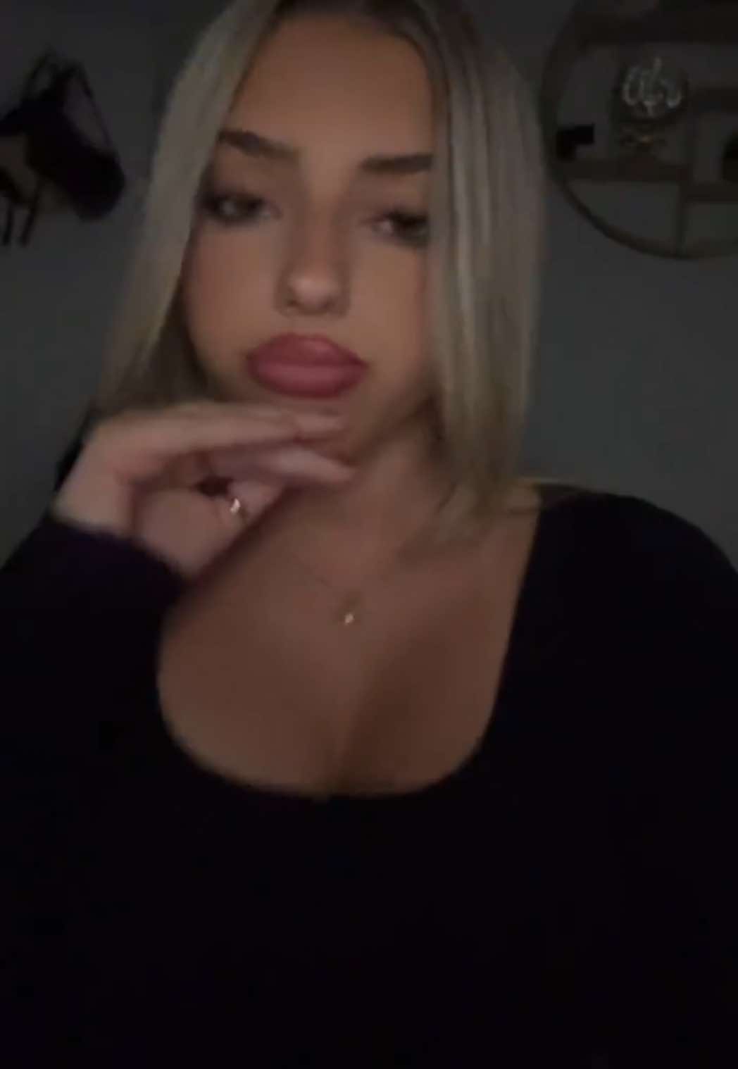 @anika