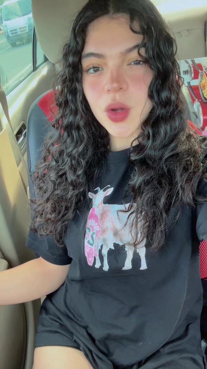 @Daniella🩷🌸🍒🌴