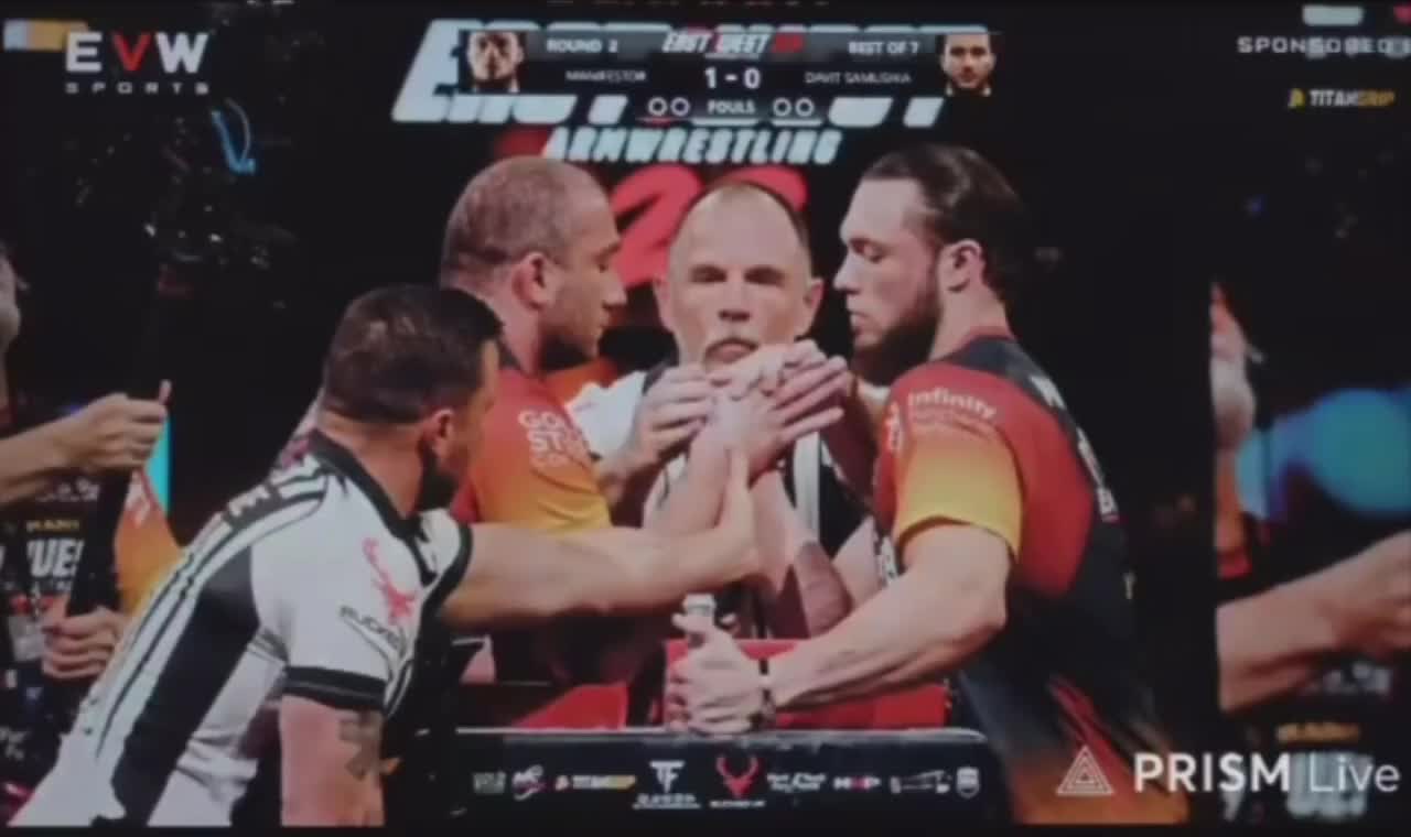 @Iron wrestling