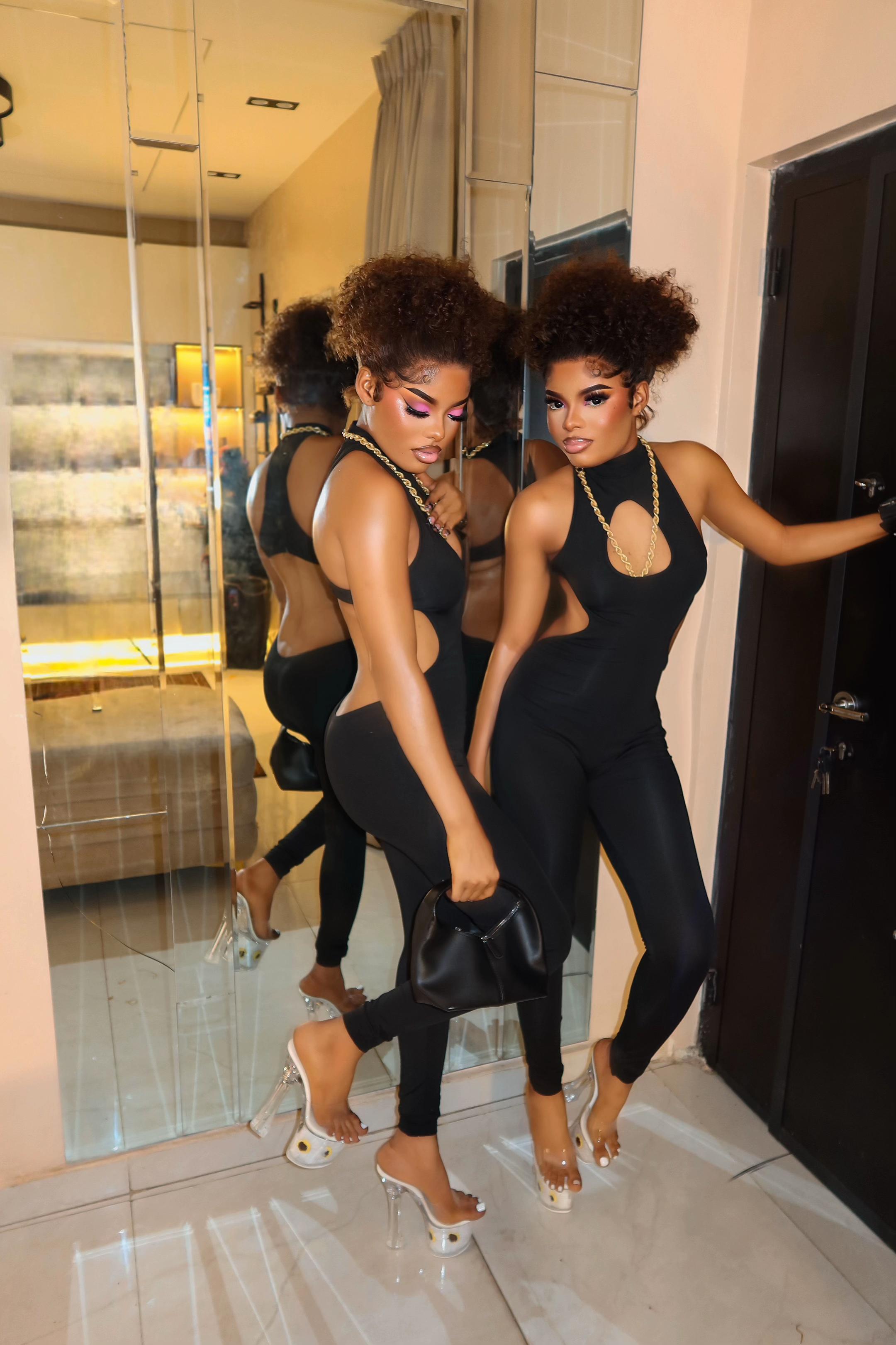 @Twinzcandy
