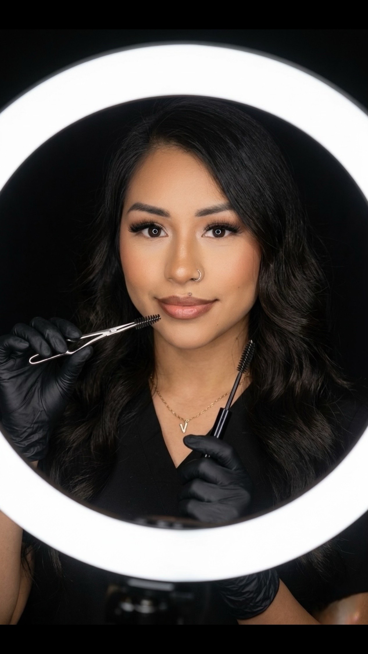 @Victoria | LASH & BROW ARTIST