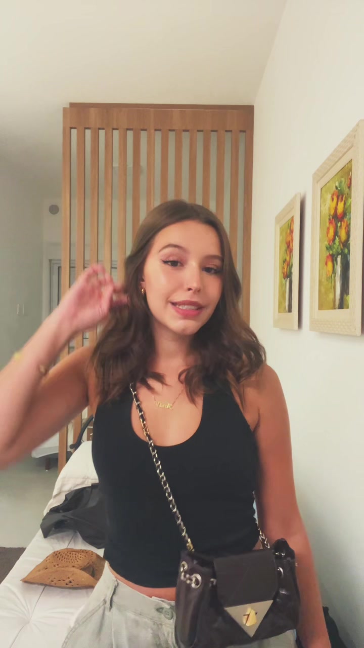 @AnaV
