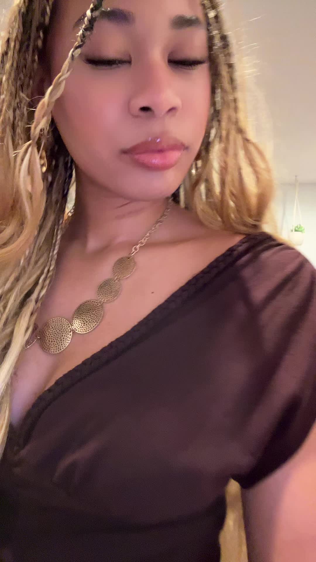 @Sammie