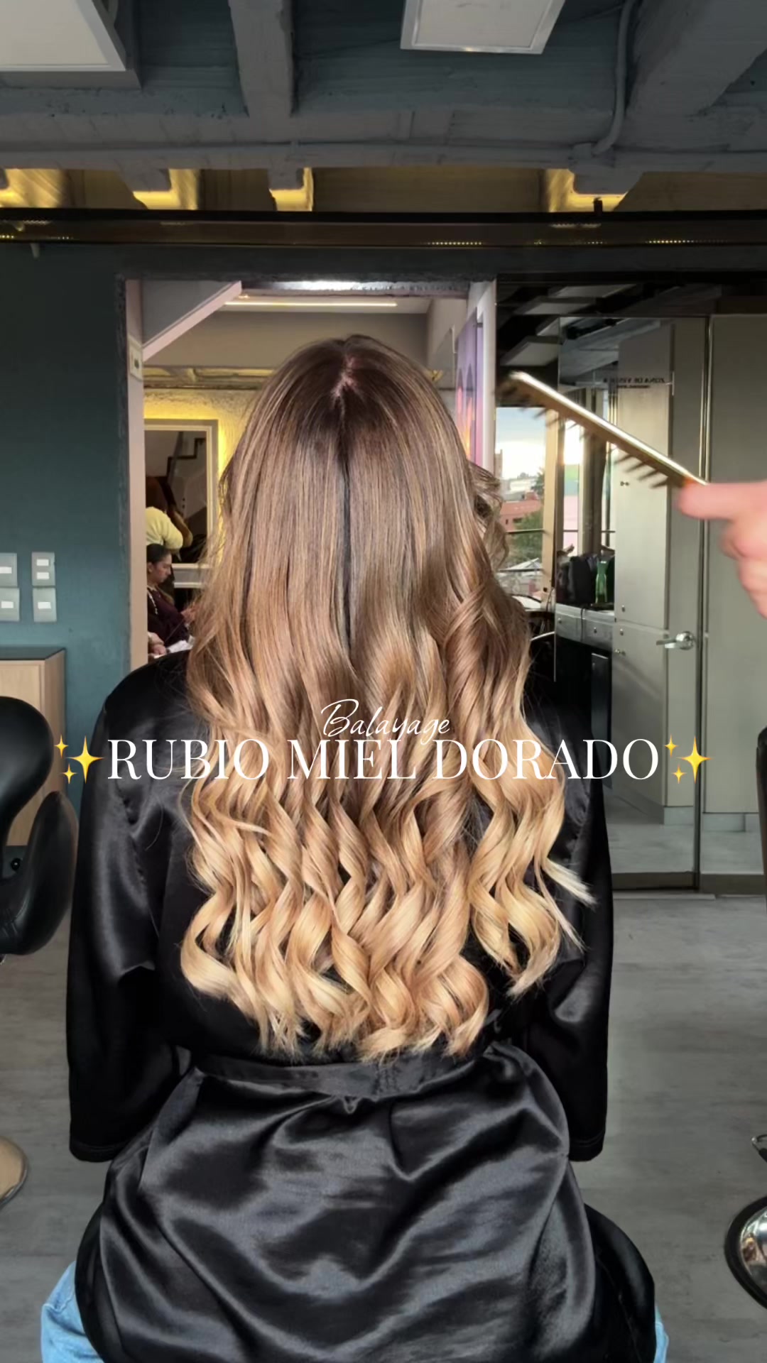 @Sal&oacute;n 5 Peluquer&iacute;a