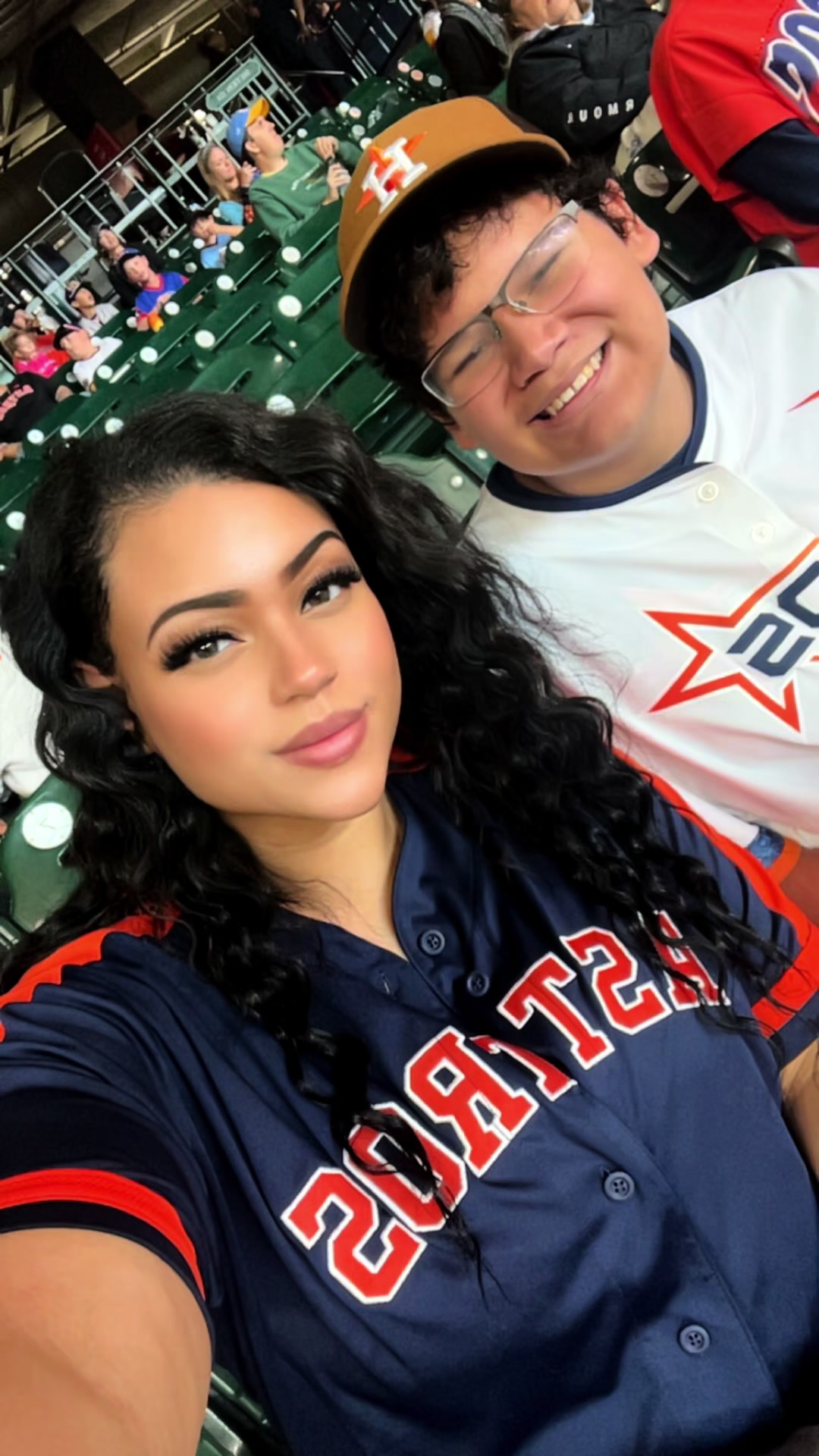 @M&iacute;ka&eacute;la Mendez