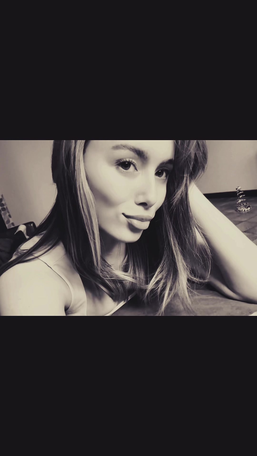 @Aarishellia