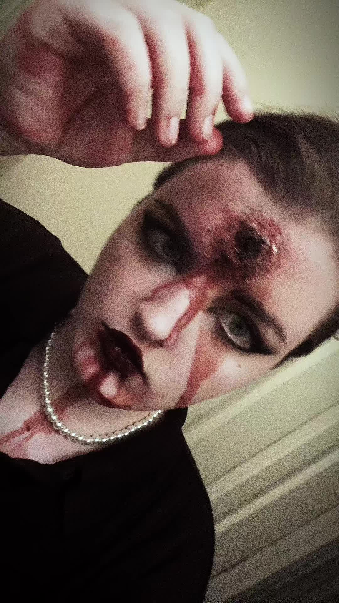 @Makeup_Show_Horror_Tell