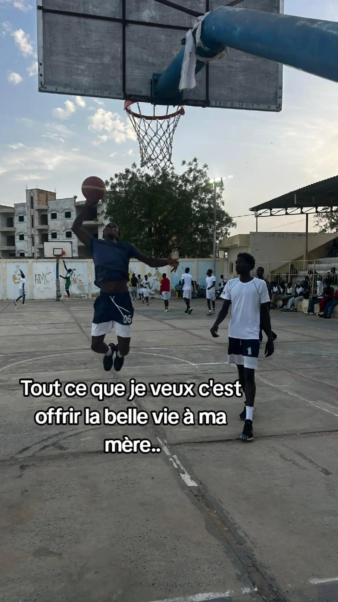 @LIL POR🇬🇭🇺🇸🎒