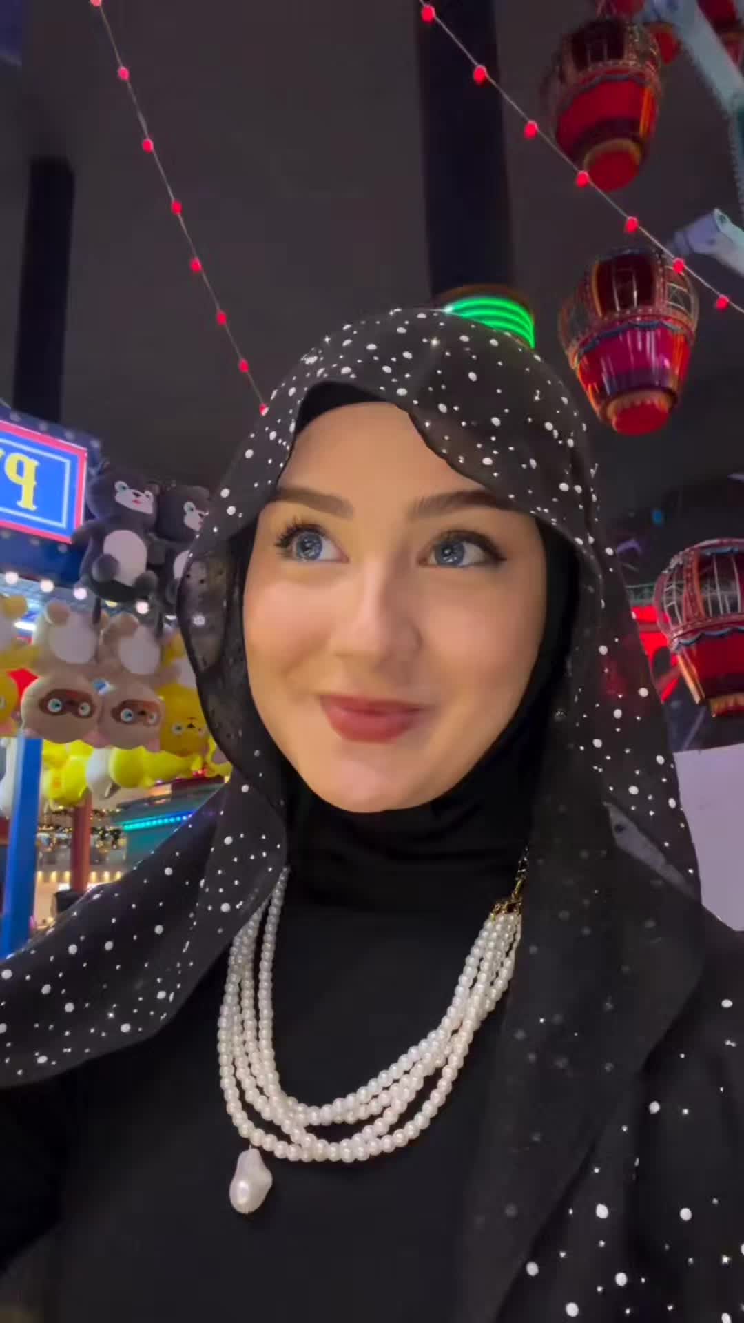 @hijabi. girl