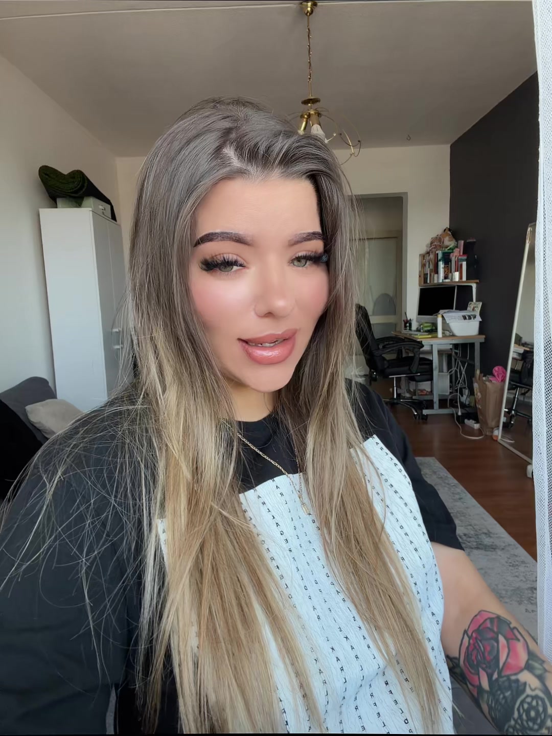 @Nicole🤍
