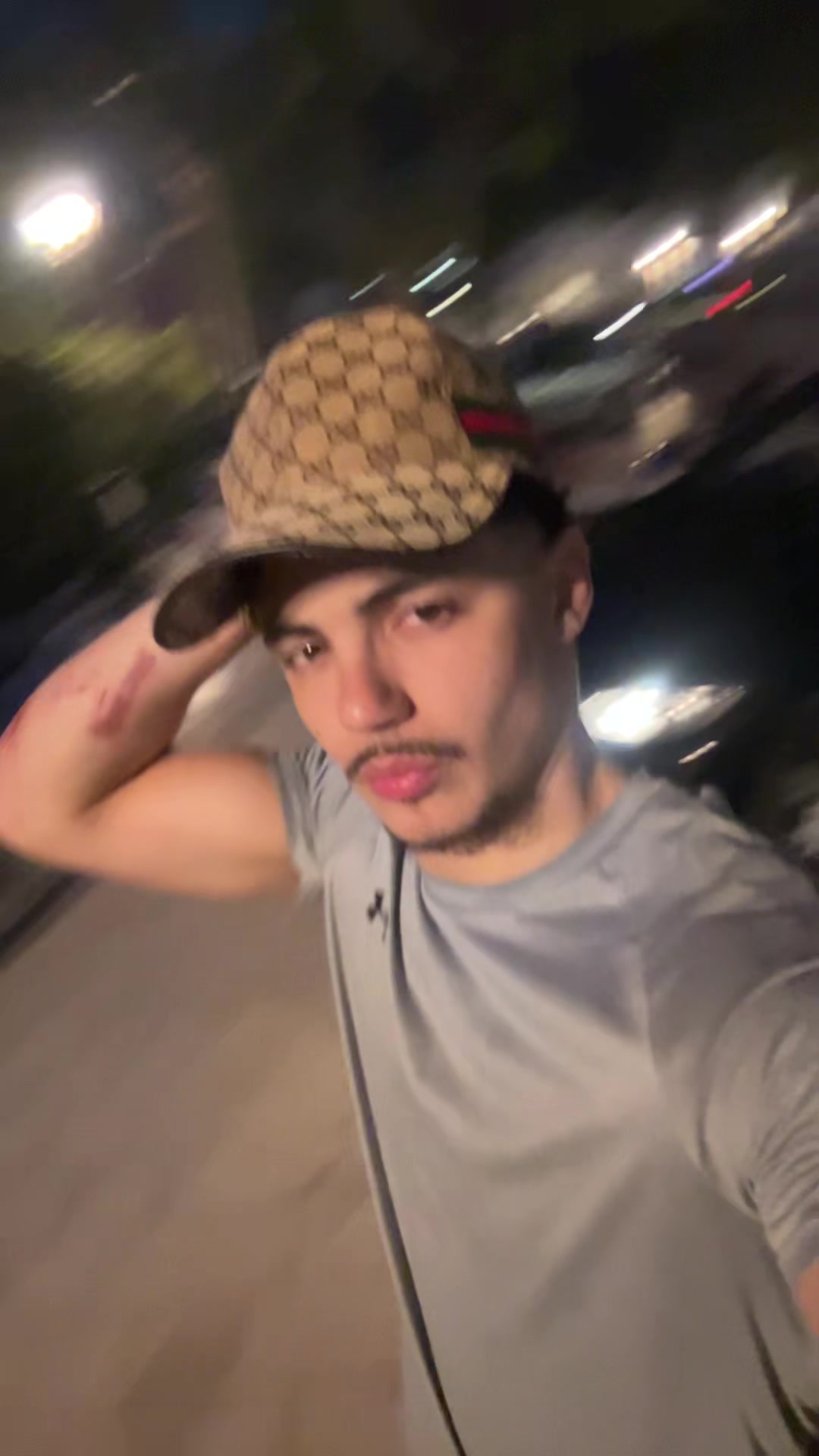@𝖆𝖒𝖎𝖓