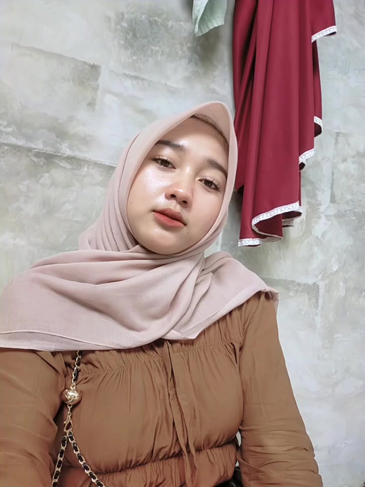 @(jeni&reg;️)