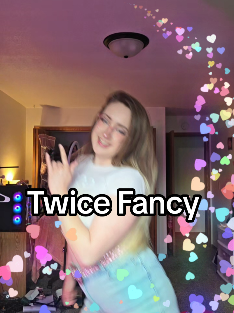 @DivieFuse &bull; Egirl