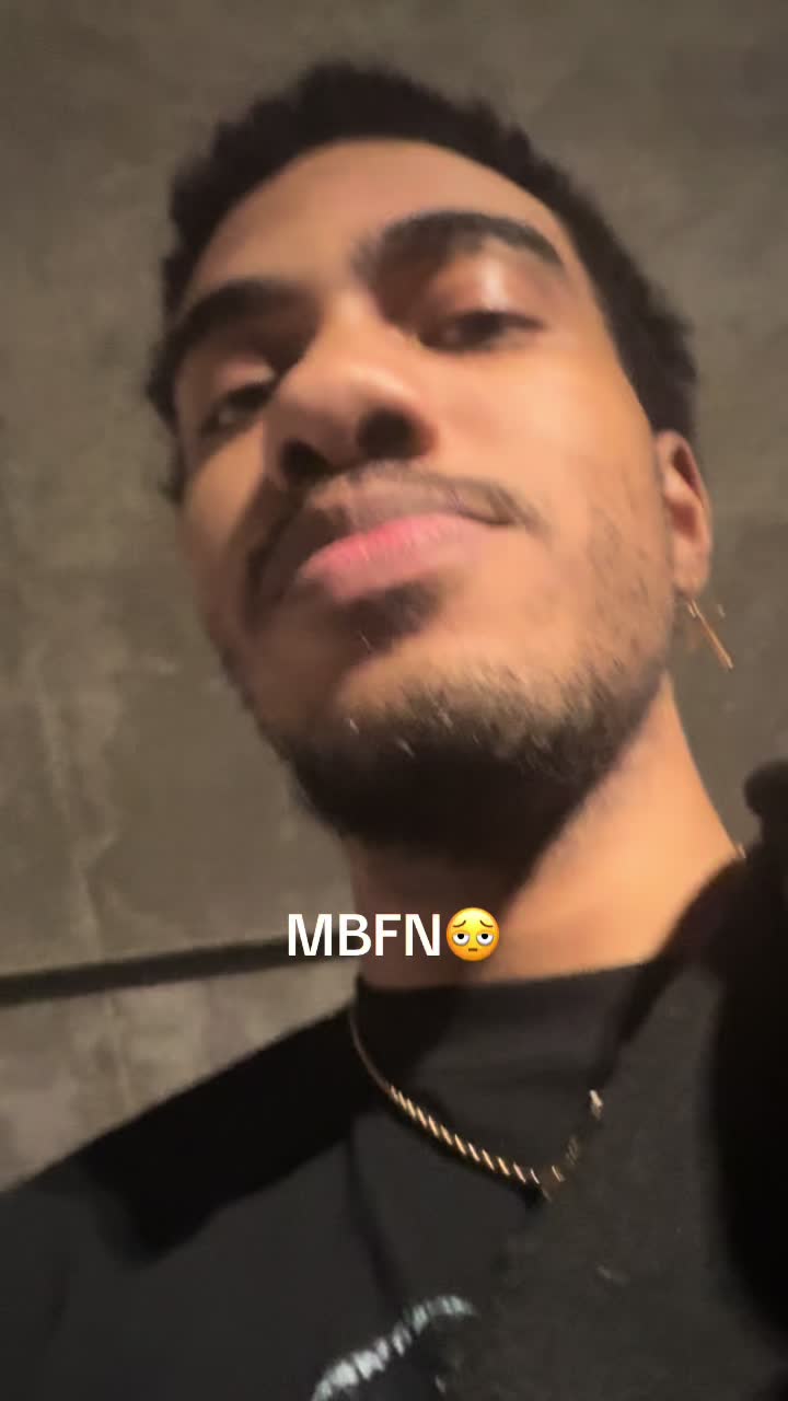 @Zayyy👽