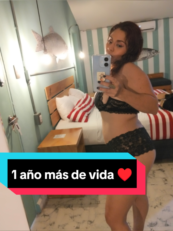 @crysslunacastro MANOAMIGA
