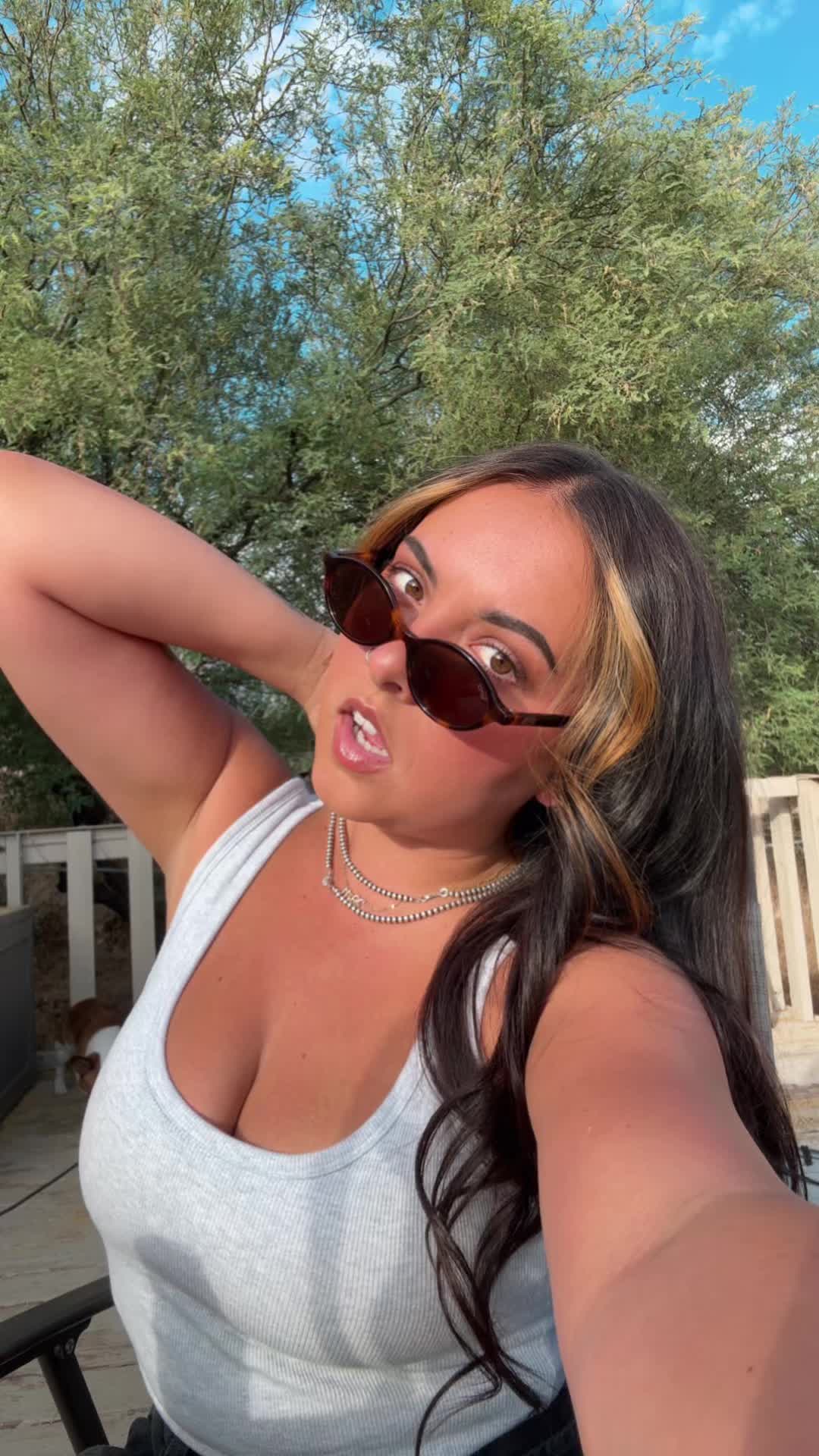 @pikivids_