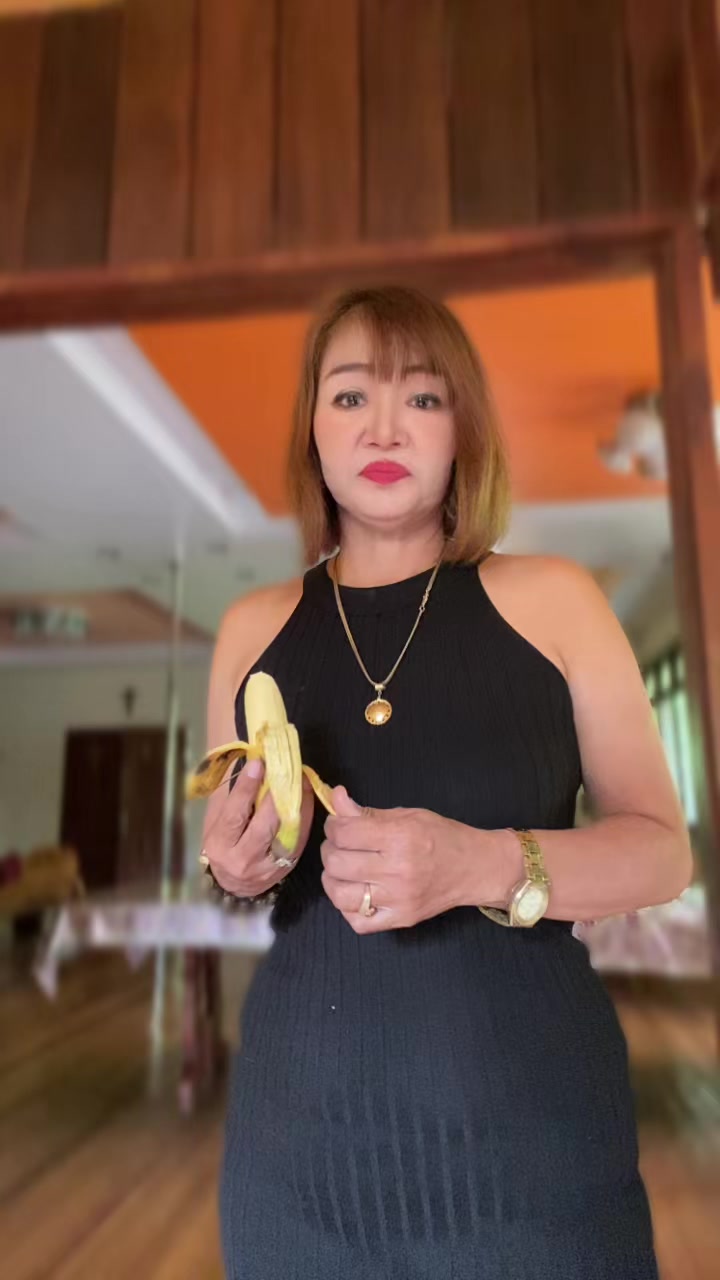 @Madam Lola