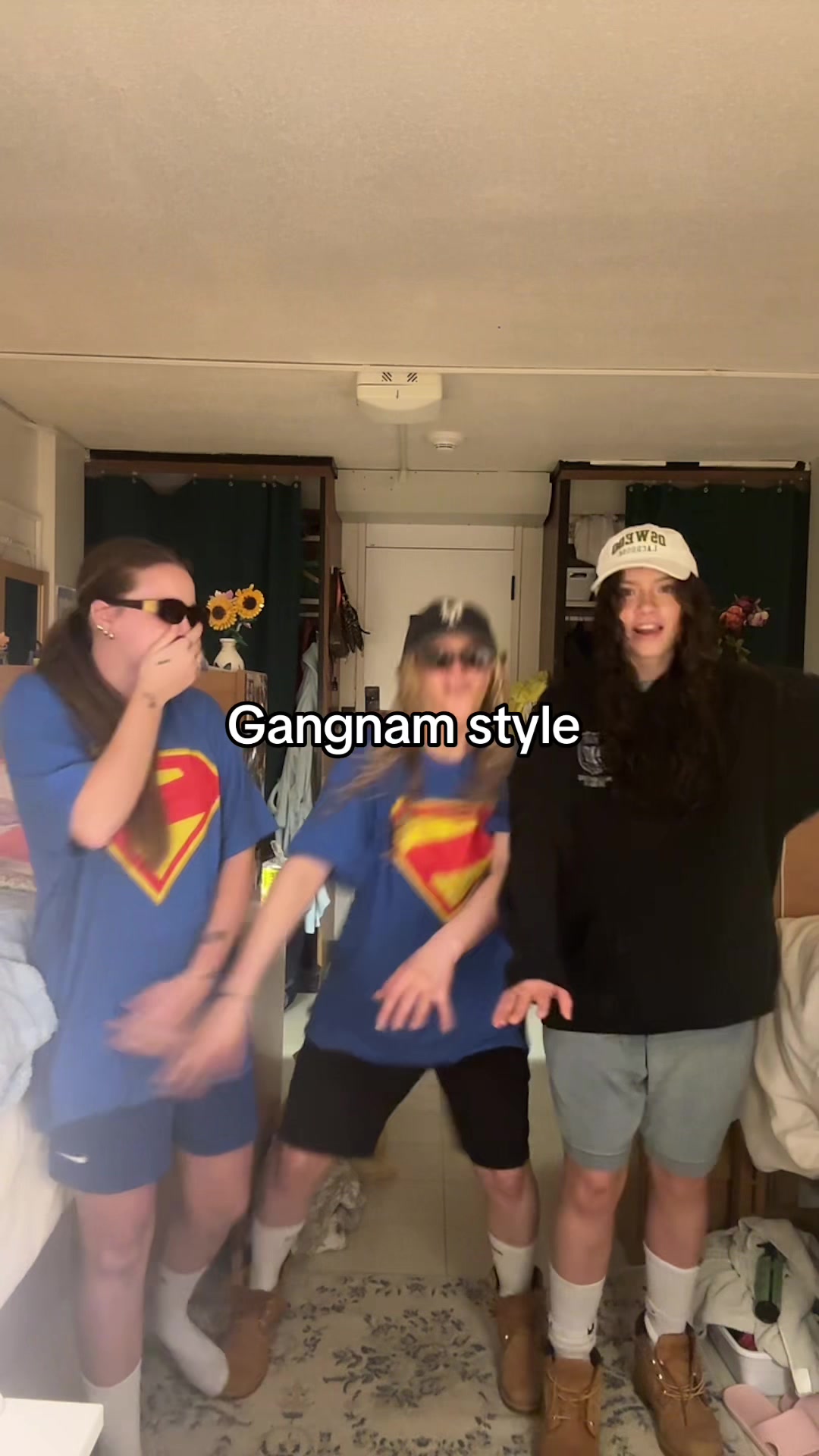 @Camiii