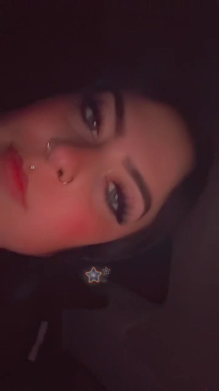 @𝔖𝔥𝔢𝔩𝔟𝔶 🗡️📚✨