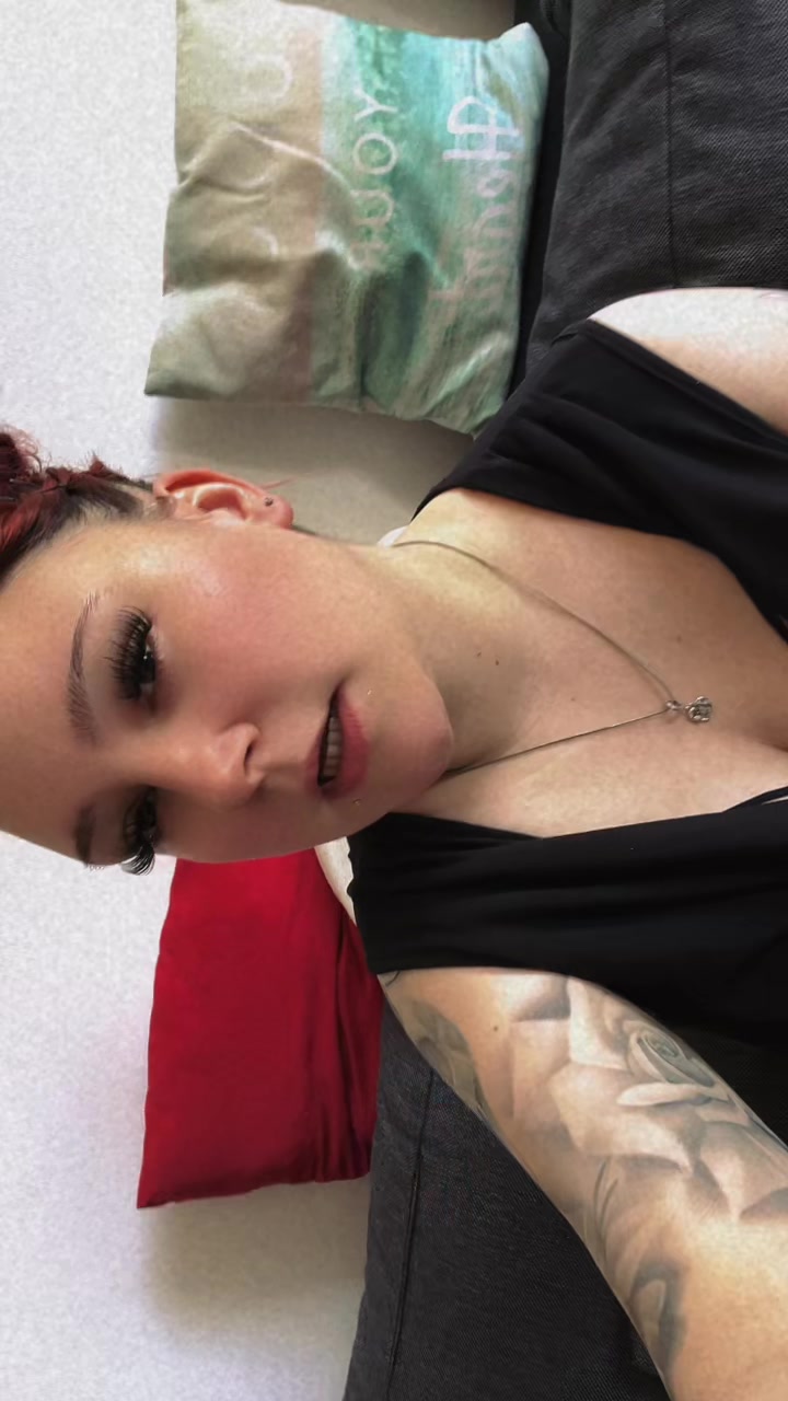 @Cassy🖤🏴&zwj;☠️