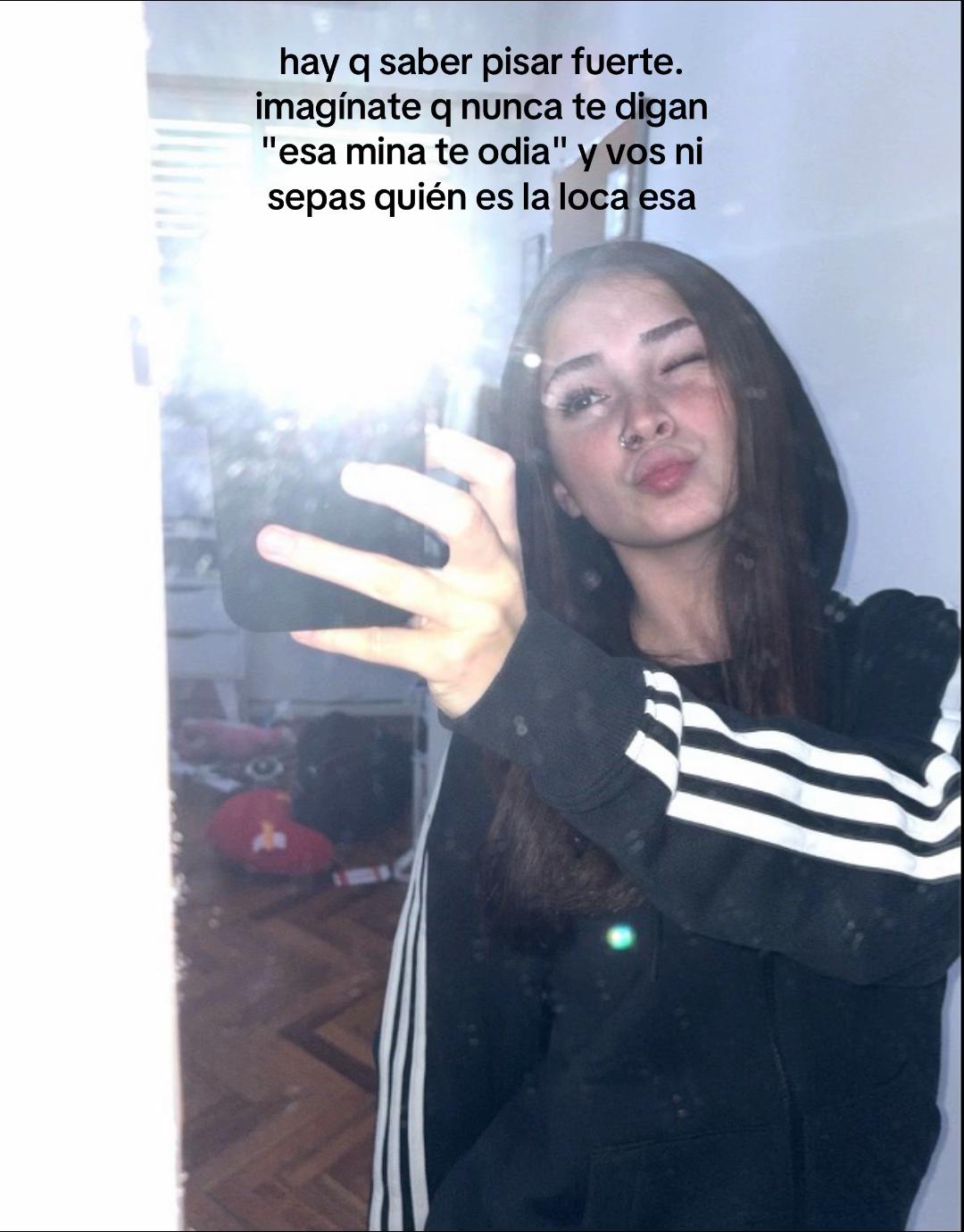 @claraa