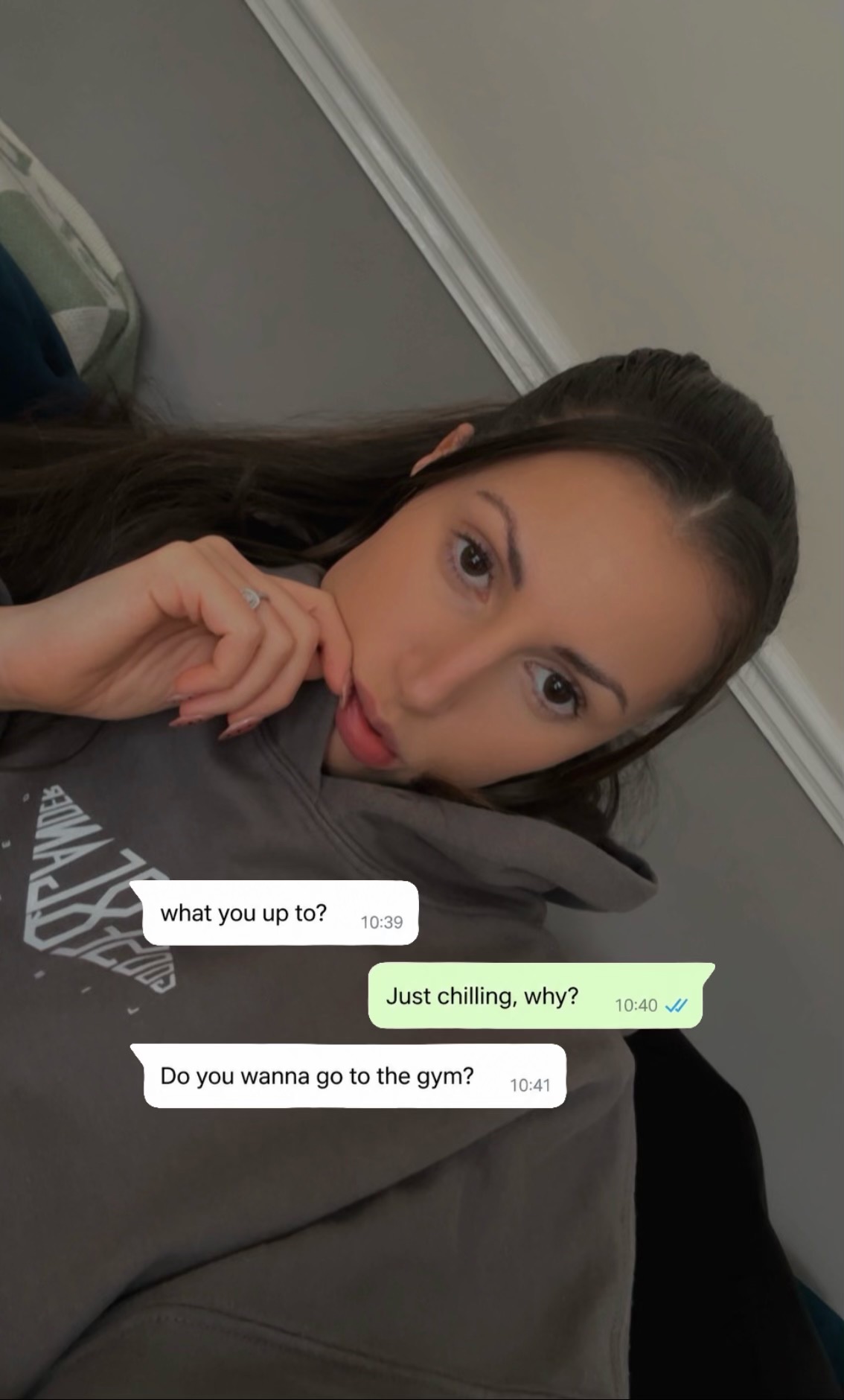 @Holl