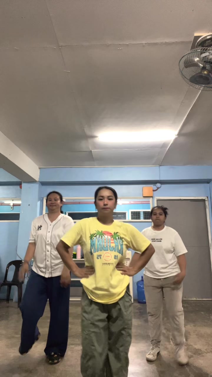 @_din0104