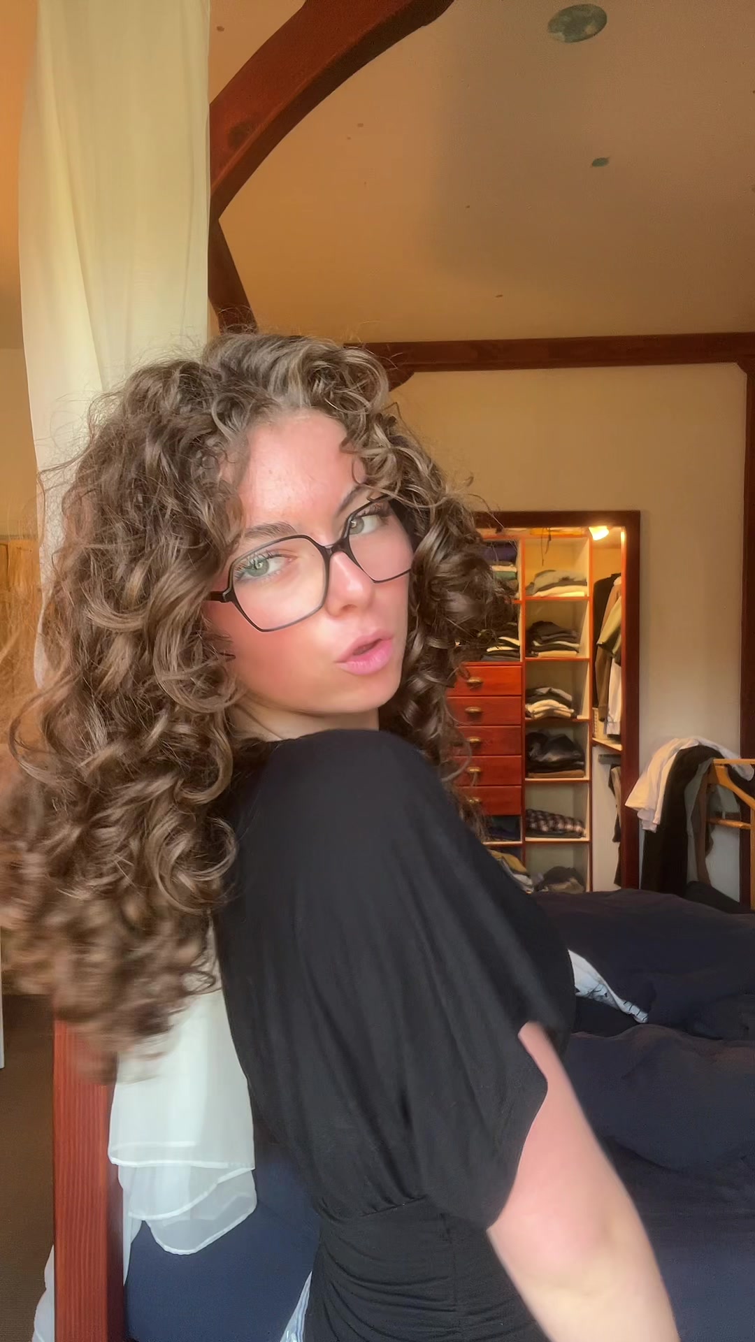 @𝓮𝓵𝓮𝓪