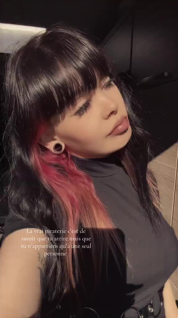 @𝔟𝔯𝔬𝔨𝔢𝔫 𝔞𝔫𝔤𝔢𝔩🖤✨