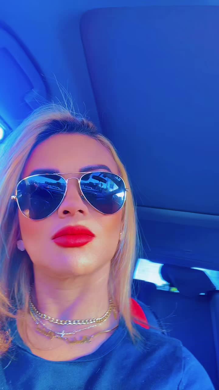 @Piedad  la  Diva