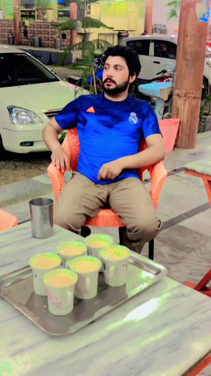 @Abdullah Bakht