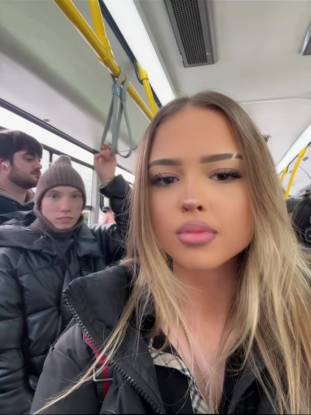 @$hainova