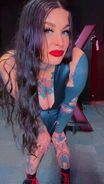 @Mistress Dolly