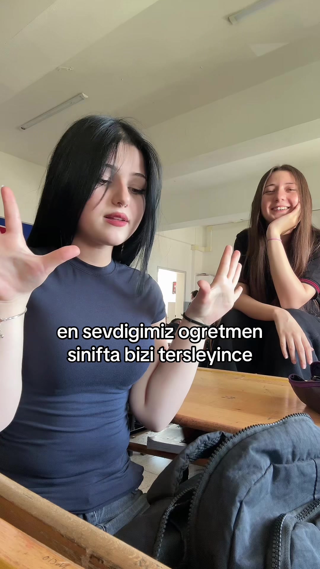 @alminadirenn