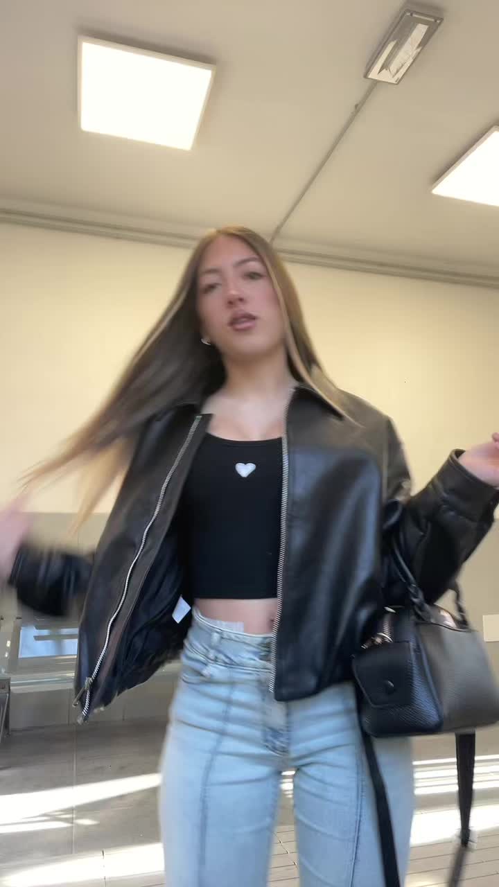 @𝓑𝓪𝓻𝓫𝓲𝓮👸🏼