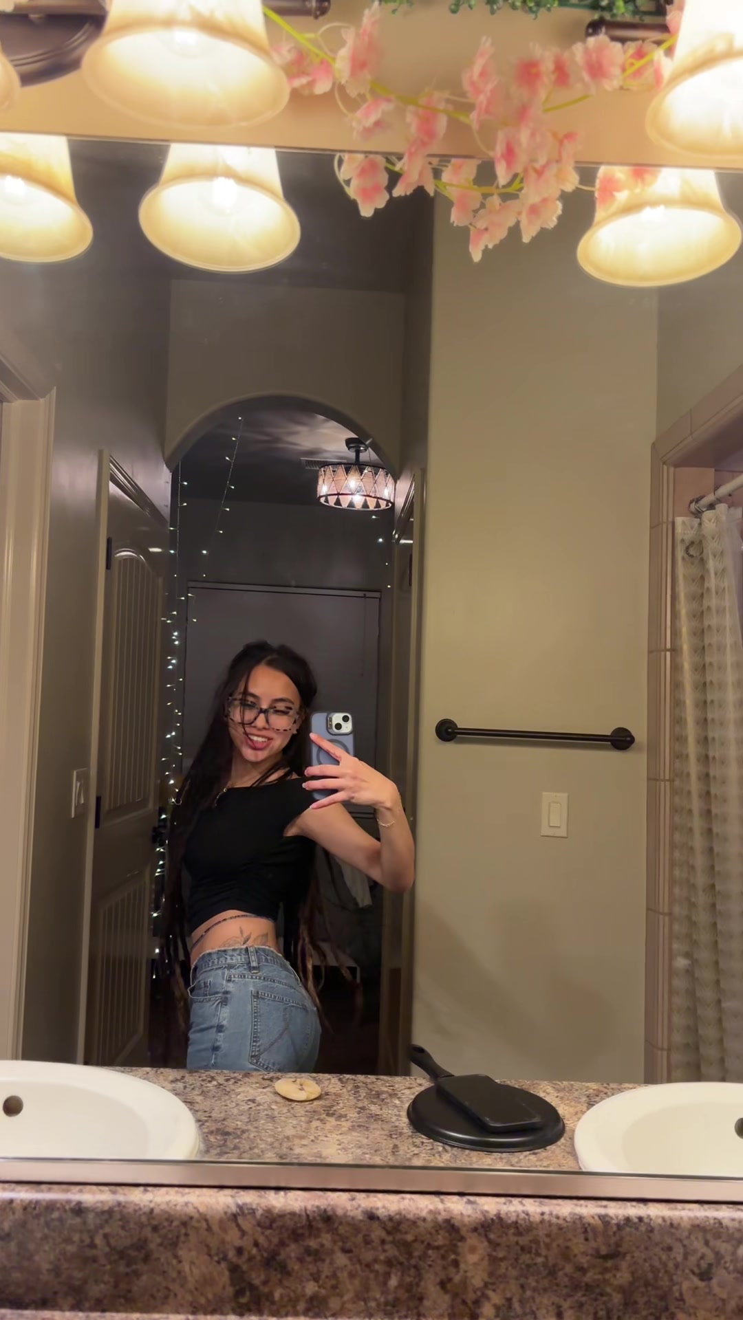 @Luckyfrogprincess711