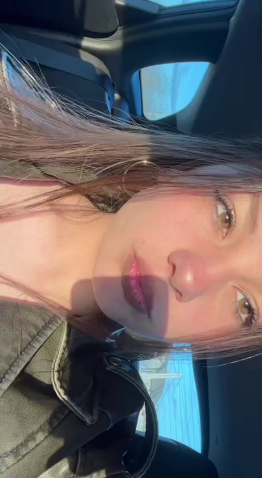 @sofyaaa.
