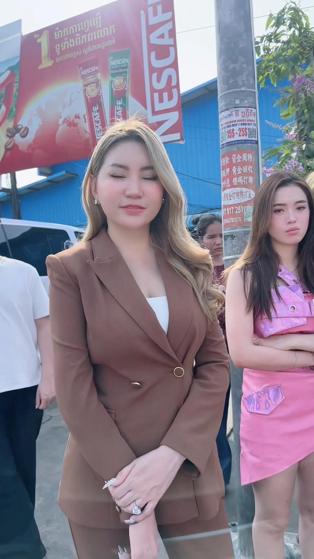 @ជុំសៅ&ensp;✓
