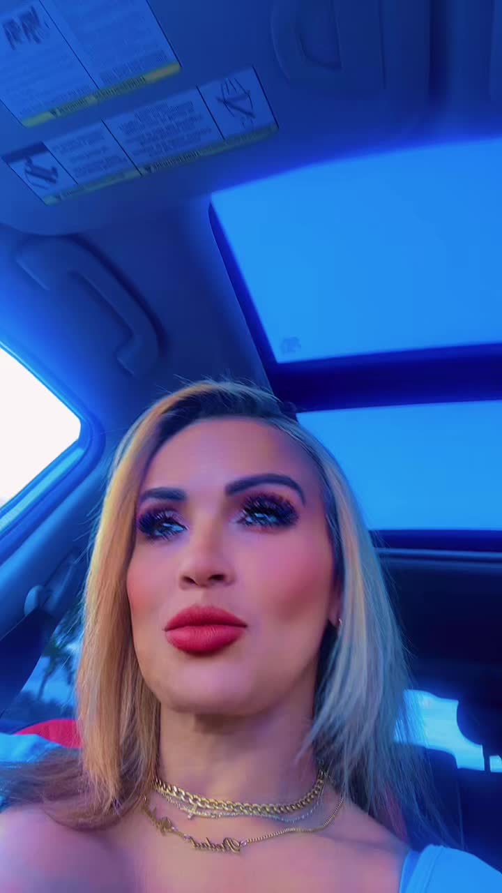 @Piedad  la  Diva