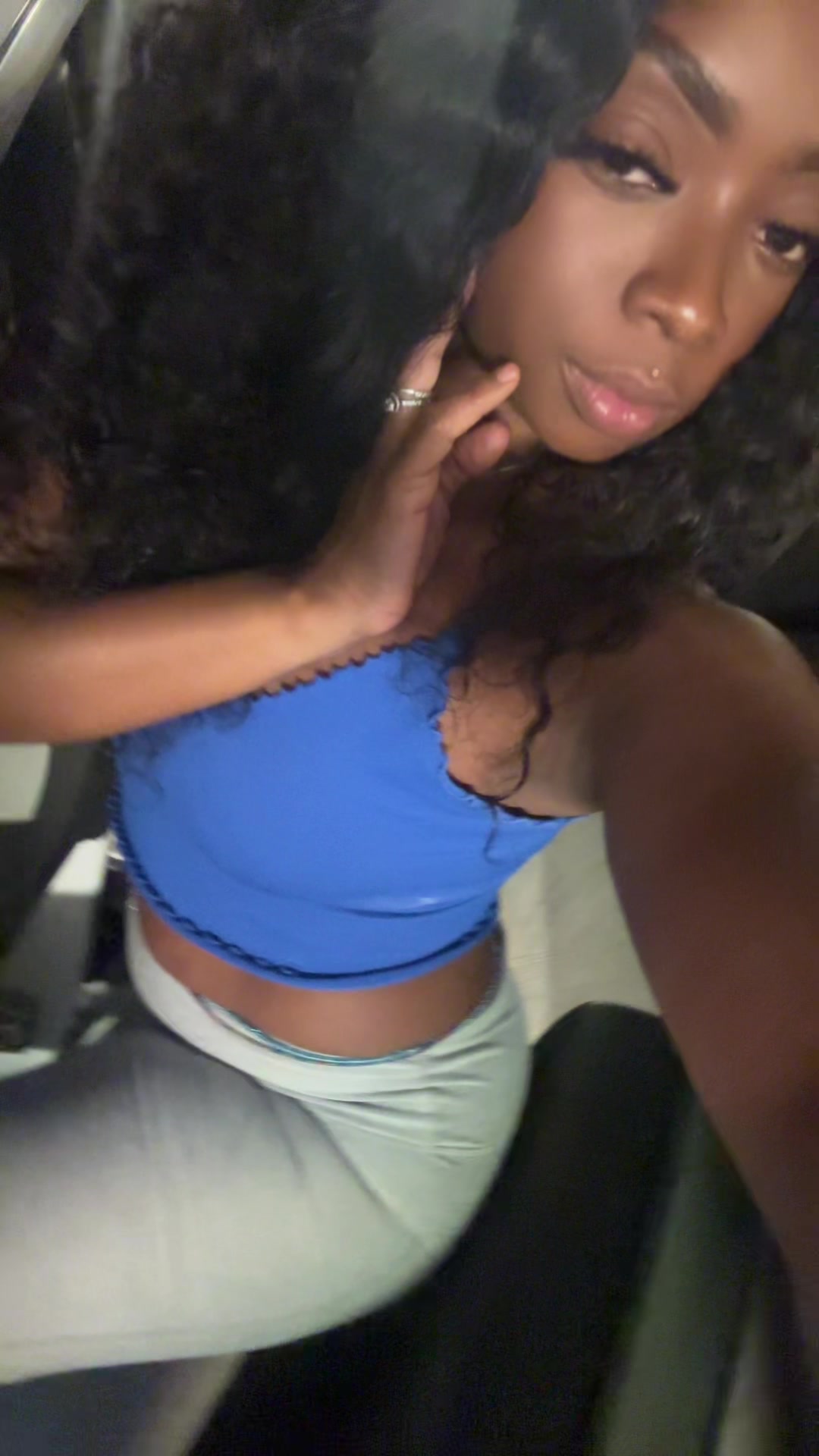 @Anijahh_
