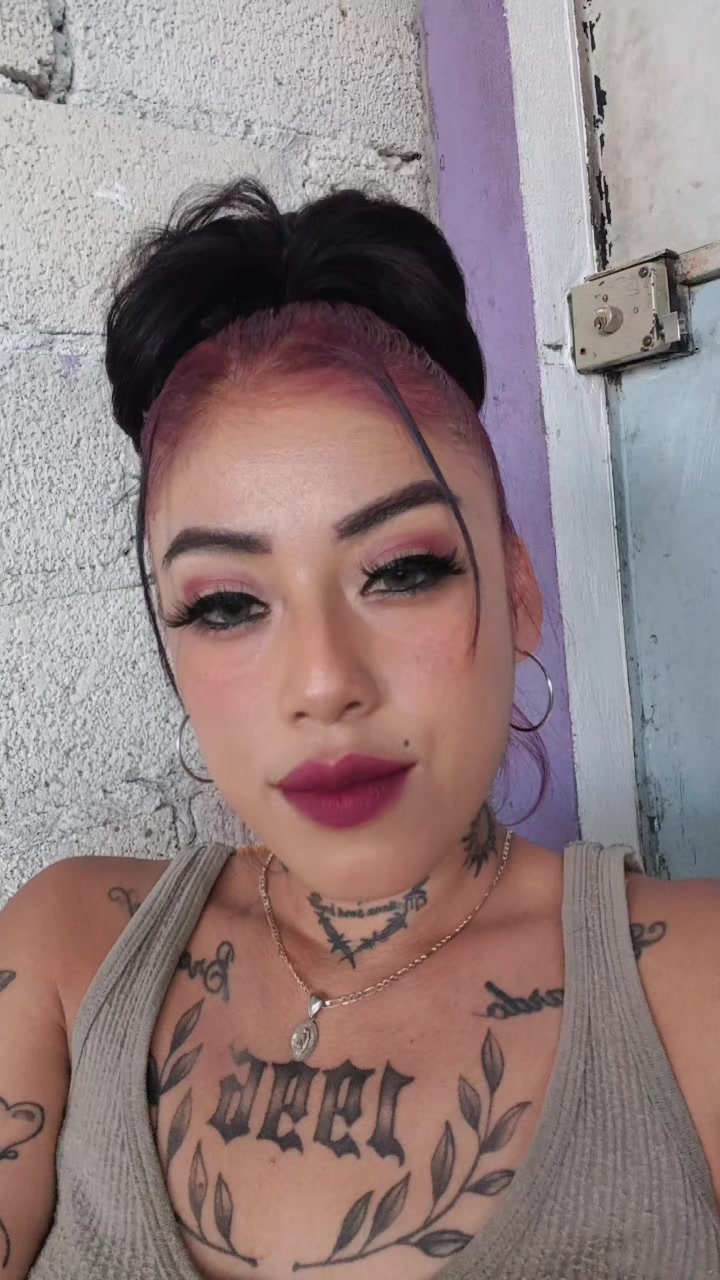 @Nallely 🦋🌺