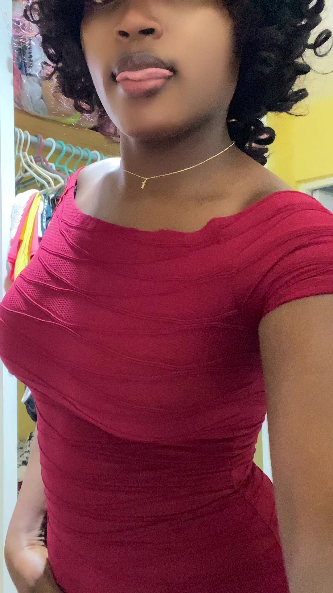 @Rosa___🦋💜