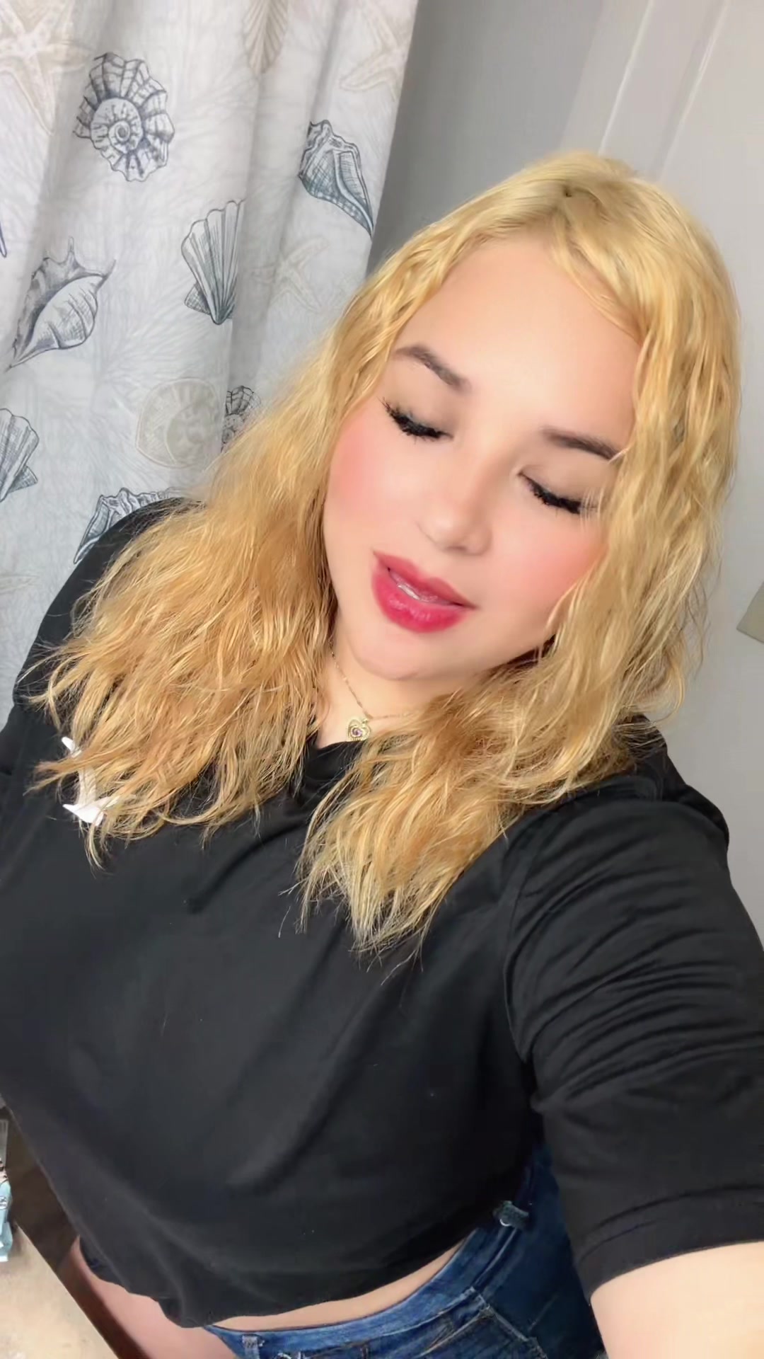 @Mar&iacute;a Jos&eacute; 🐰