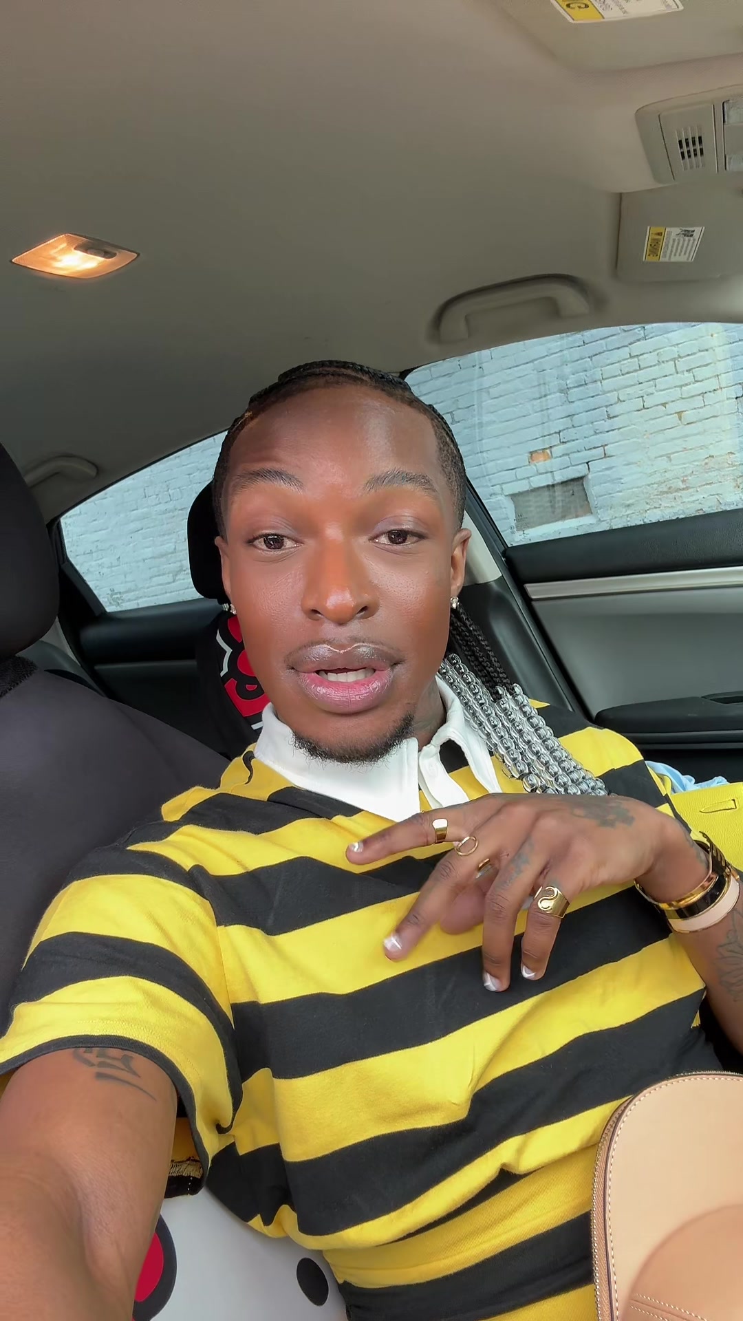 @iamdariusking