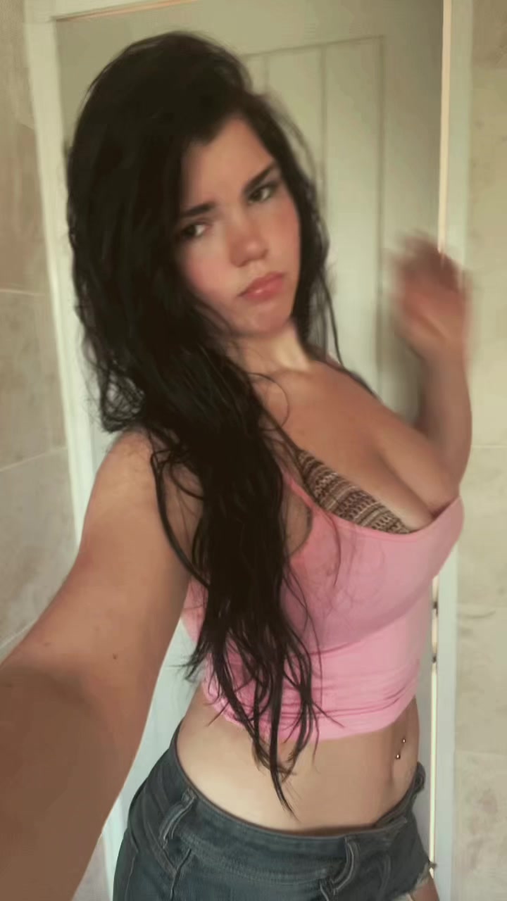 @𝐁𝐞𝐥𝐬.𝐝𝐨𝐡𝐱