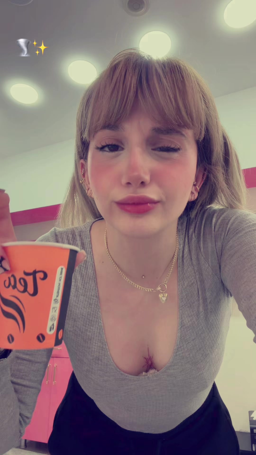 @🤡