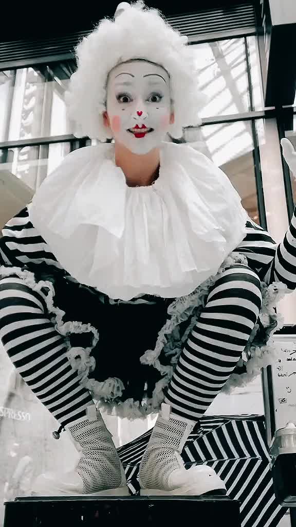 @Clown Alpha Lee